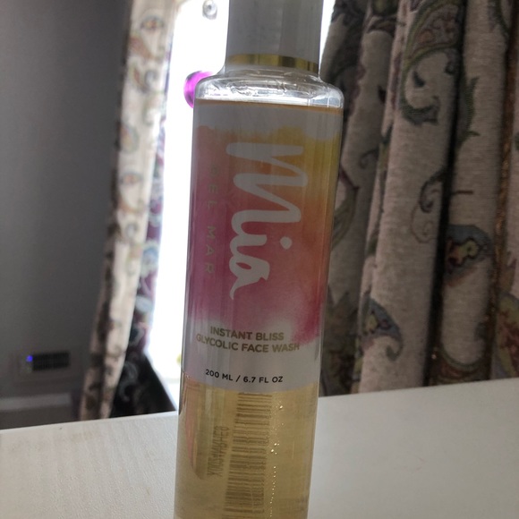 Mia del Mar Glycolic acid wash brand new bottle - Picture 3 of 11